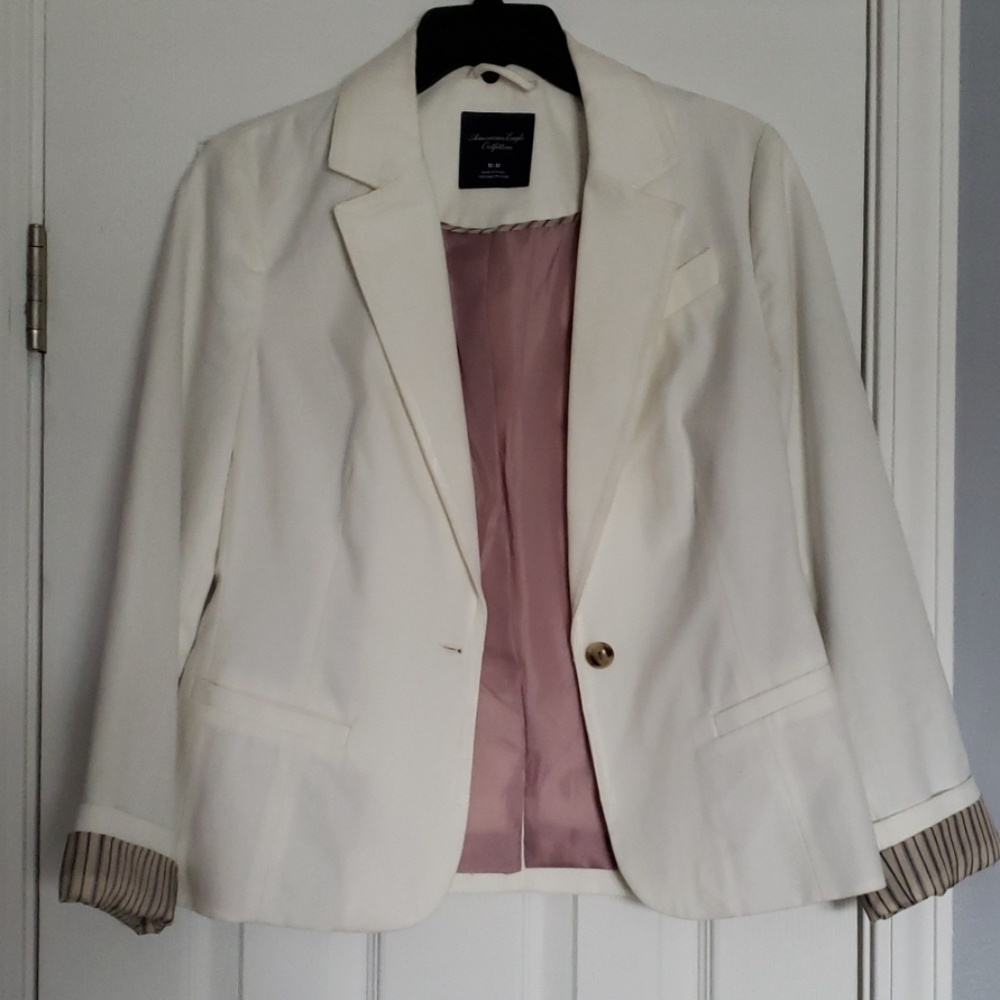 AE Cream Blazer